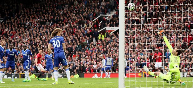 Chelsea Tumbang di Old Trafford